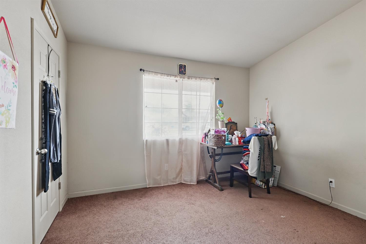 Englewood Avenue, Chowchilla, California image 18