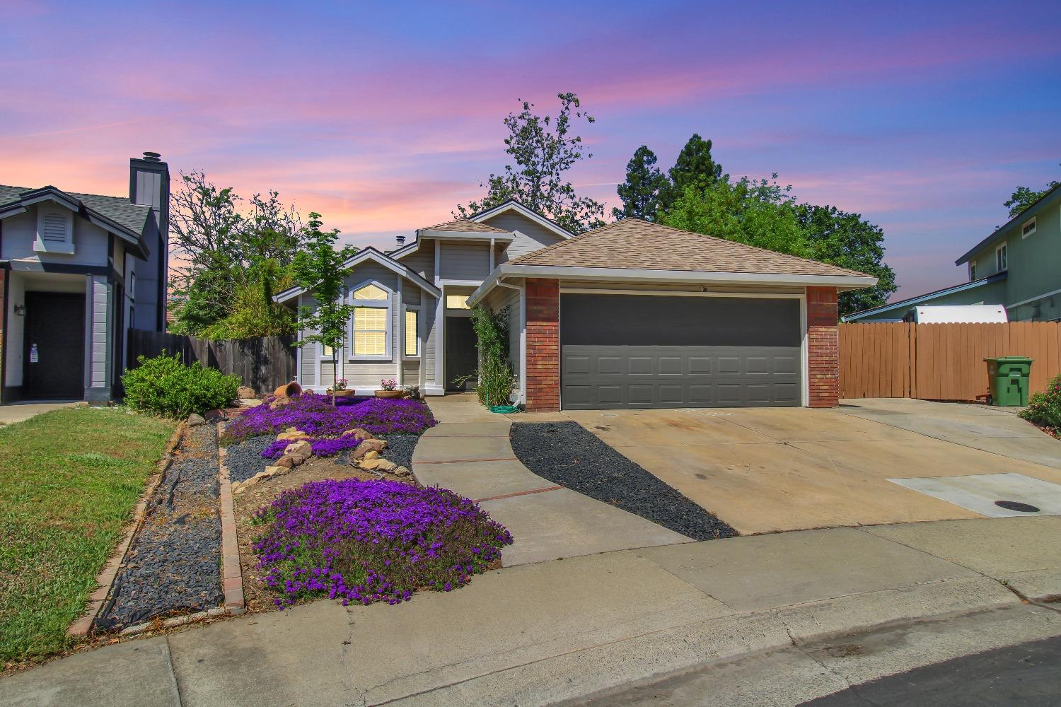 Bull Mountain Circle, Elk Grove, California image 2