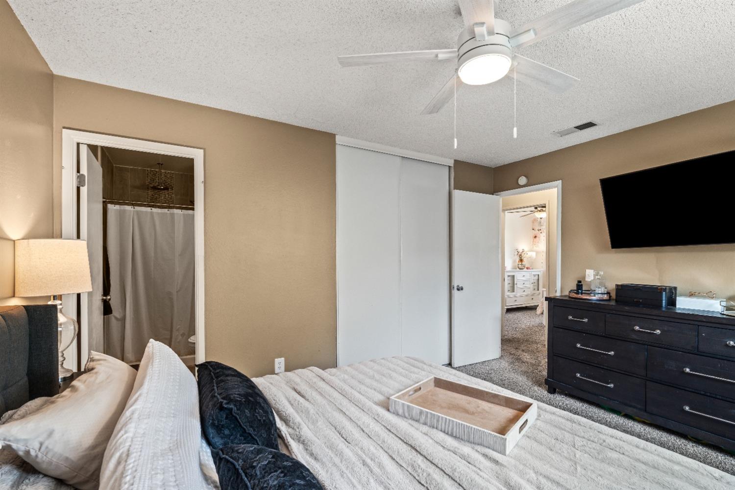 Trujillo Way, Sacramento, California image 17