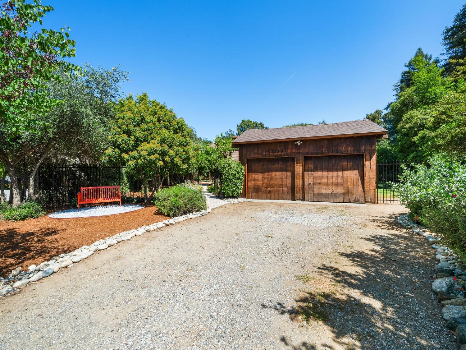 Detail Gallery Image 72 of 81 For 43236 E Oakside Pl, Davis,  CA 95618 - 3 Beds | 3 Baths