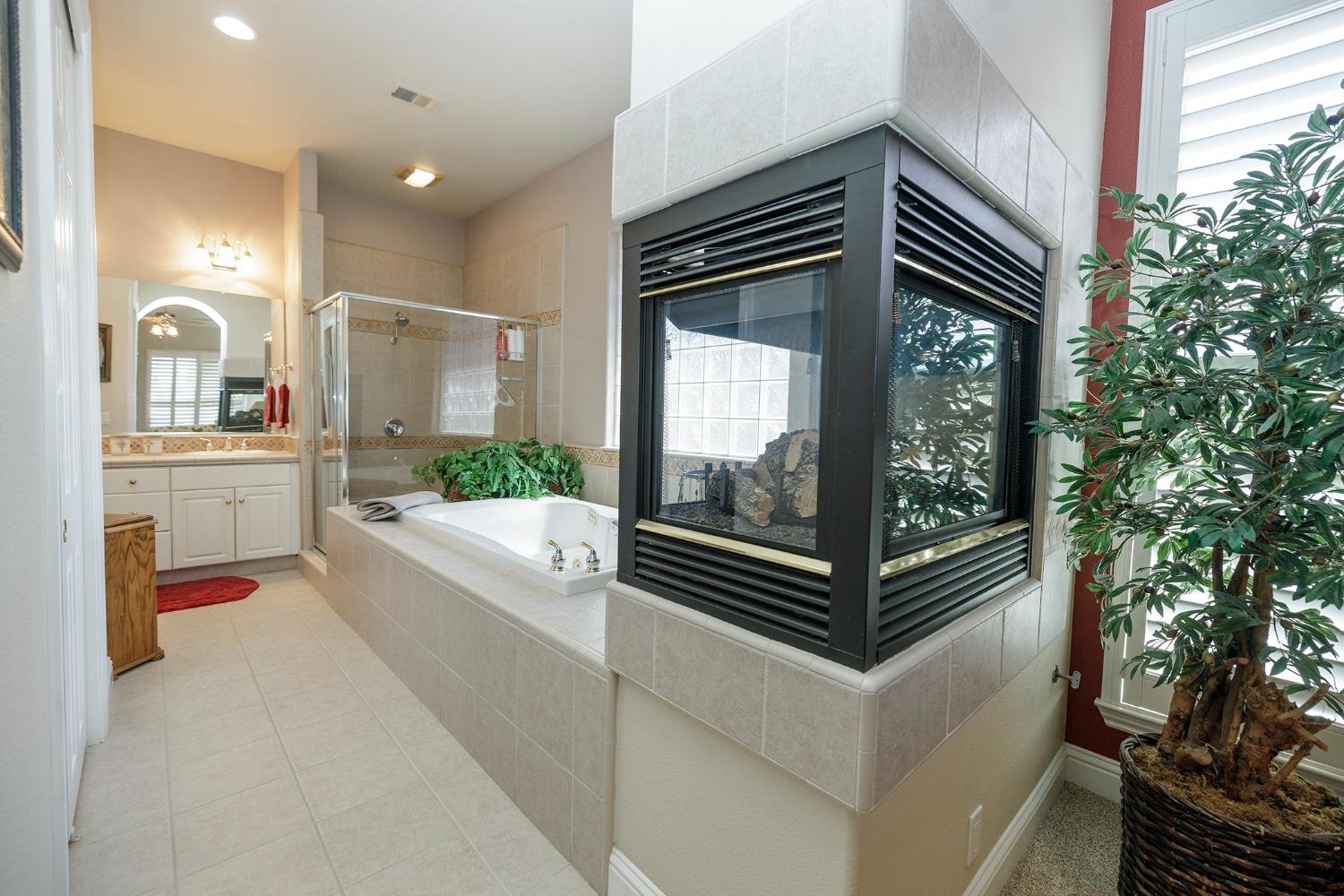 Detail Gallery Image 33 of 77 For 11325 Wild Oak Dr, Oakdale,  CA 95361 - 4 Beds | 2/1 Baths