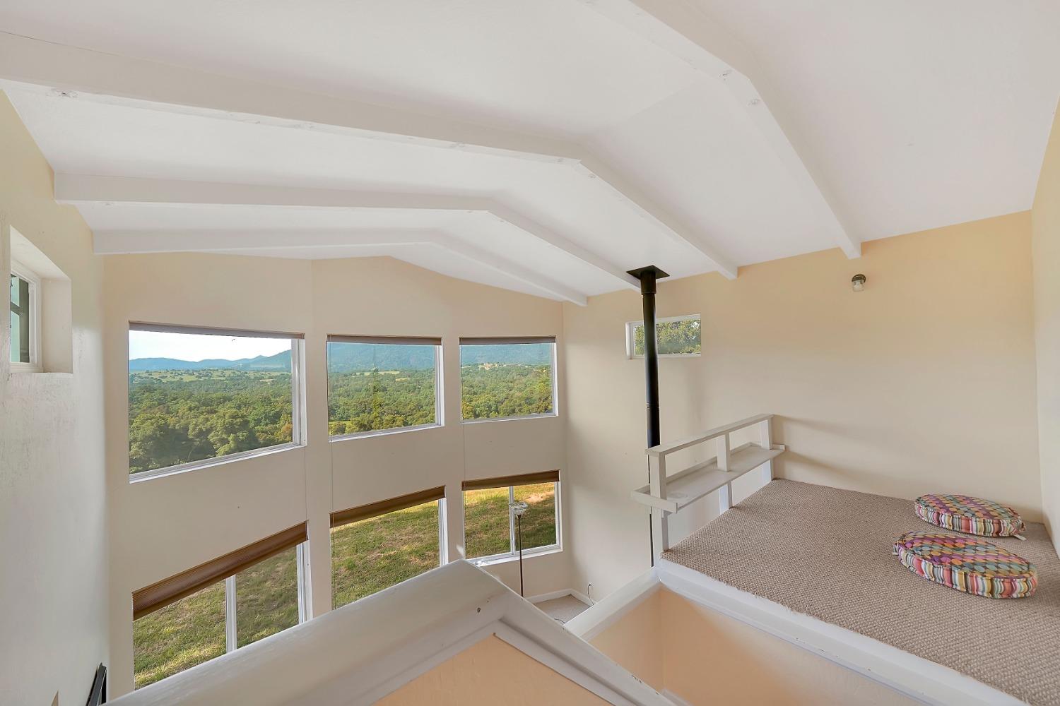 Detail Gallery Image 33 of 88 For 2800 Willow Creek Rd, San Andreas,  CA 95249 - 3 Beds | 2/1 Baths