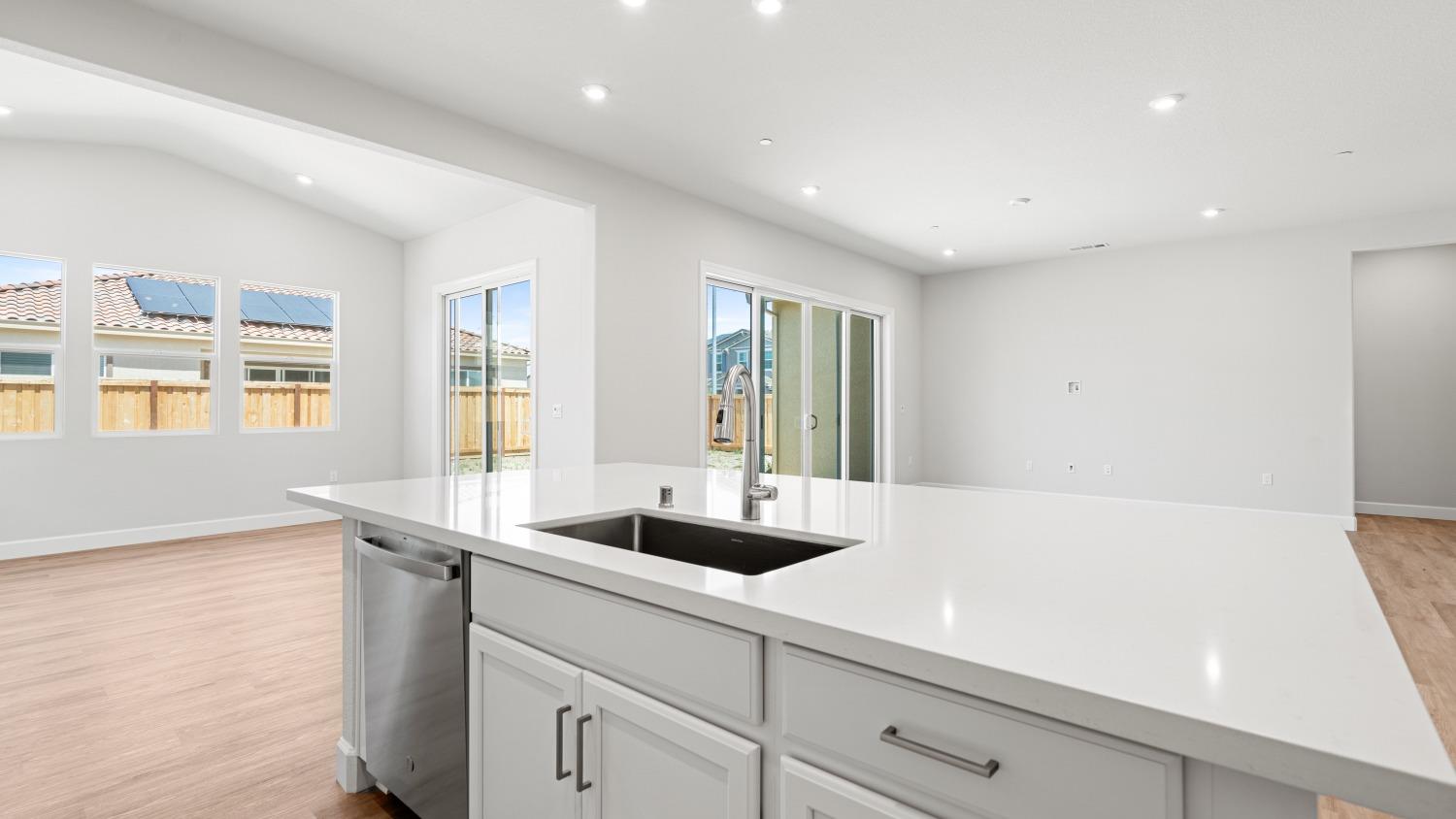 Detail Gallery Image 19 of 35 For 2119 Geneva Way, Manteca,  CA 95337 - 3 Beds | 2 Baths