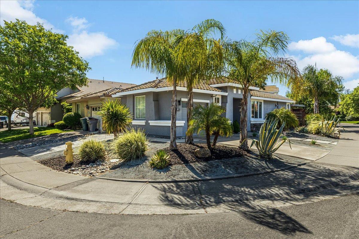 Cushendall Drive, Roseville, California image 2