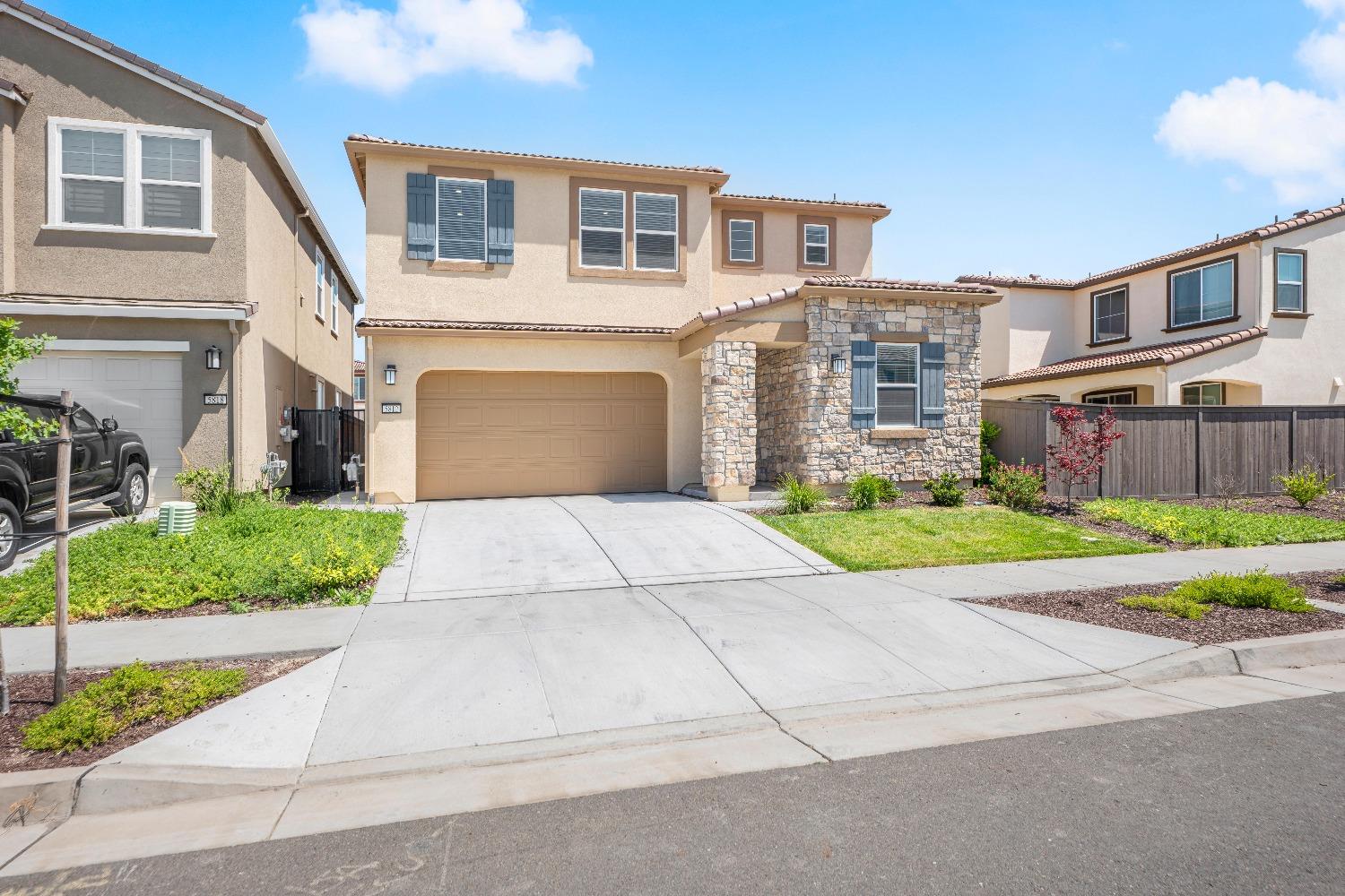 Harveston Way, Sacramento, California image 3
