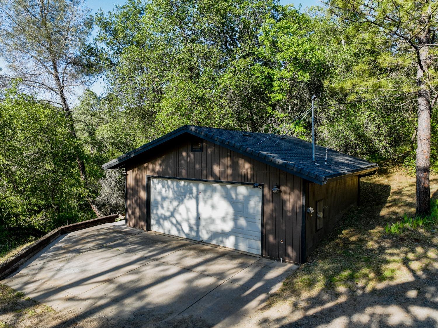Tom Ray Dr, Grass Valley, California image 47
