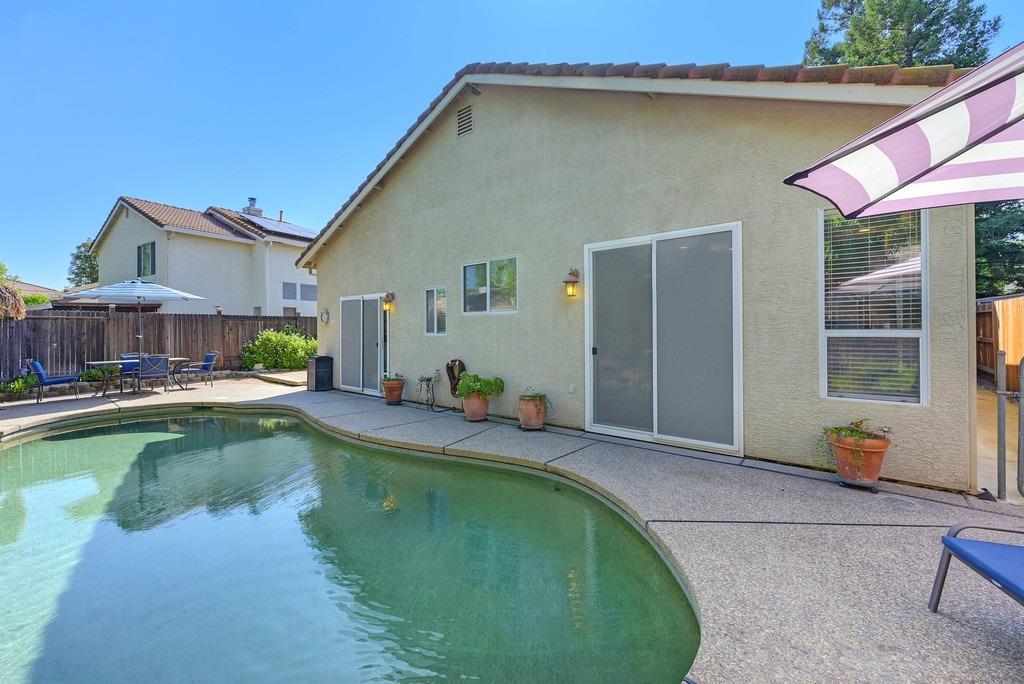 Evergreen Drive, Roseville, California image 42