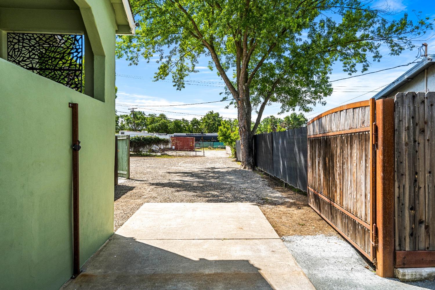 Stone Boulevard, West Sacramento, California image 5