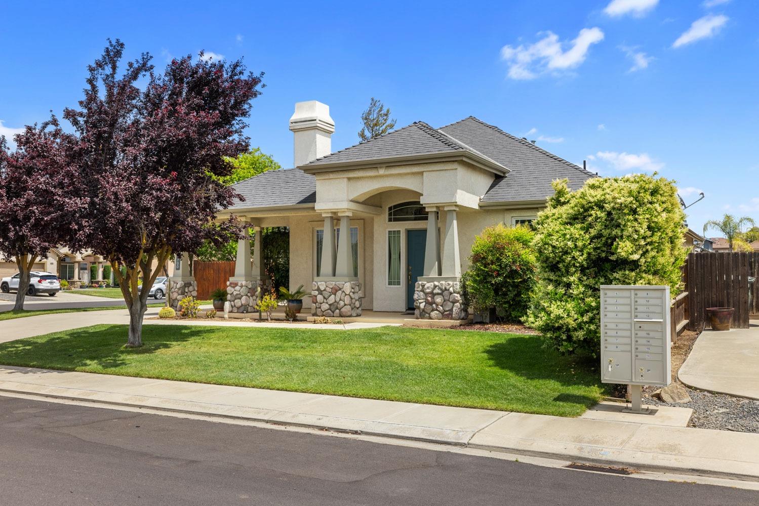 Detail Gallery Image 4 of 55 For 1700 Imshu Ct, Hughson,  CA 95326 - 3 Beds | 2 Baths