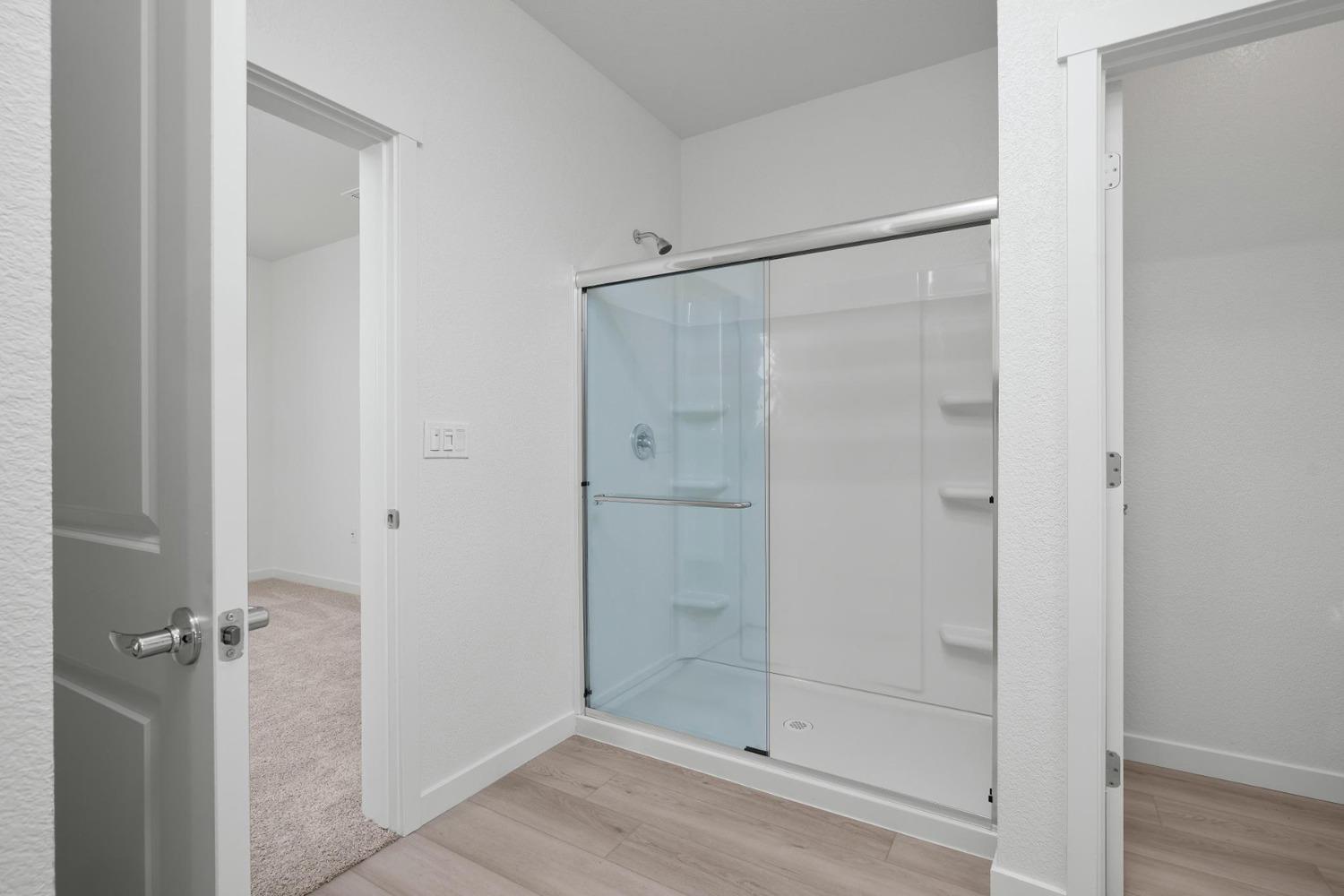 Detail Gallery Image 8 of 10 For 829 Chatham Ln, Patterson,  CA 95363 - 3 Beds | 2 Baths