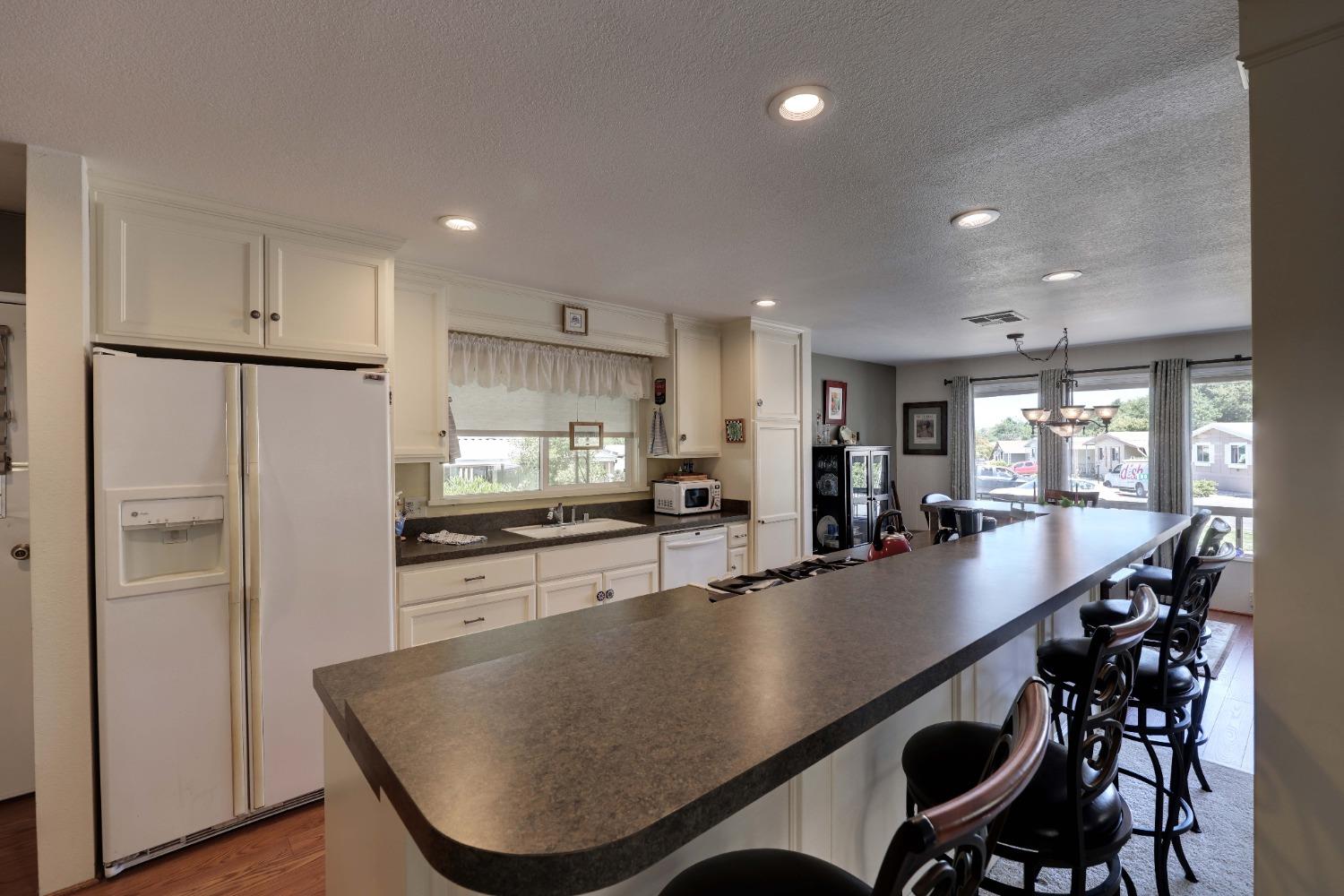 Detail Gallery Image 17 of 51 For 3765 Grass Valley Hwy 203, Auburn,  CA 95602 - 2 Beds | 2 Baths