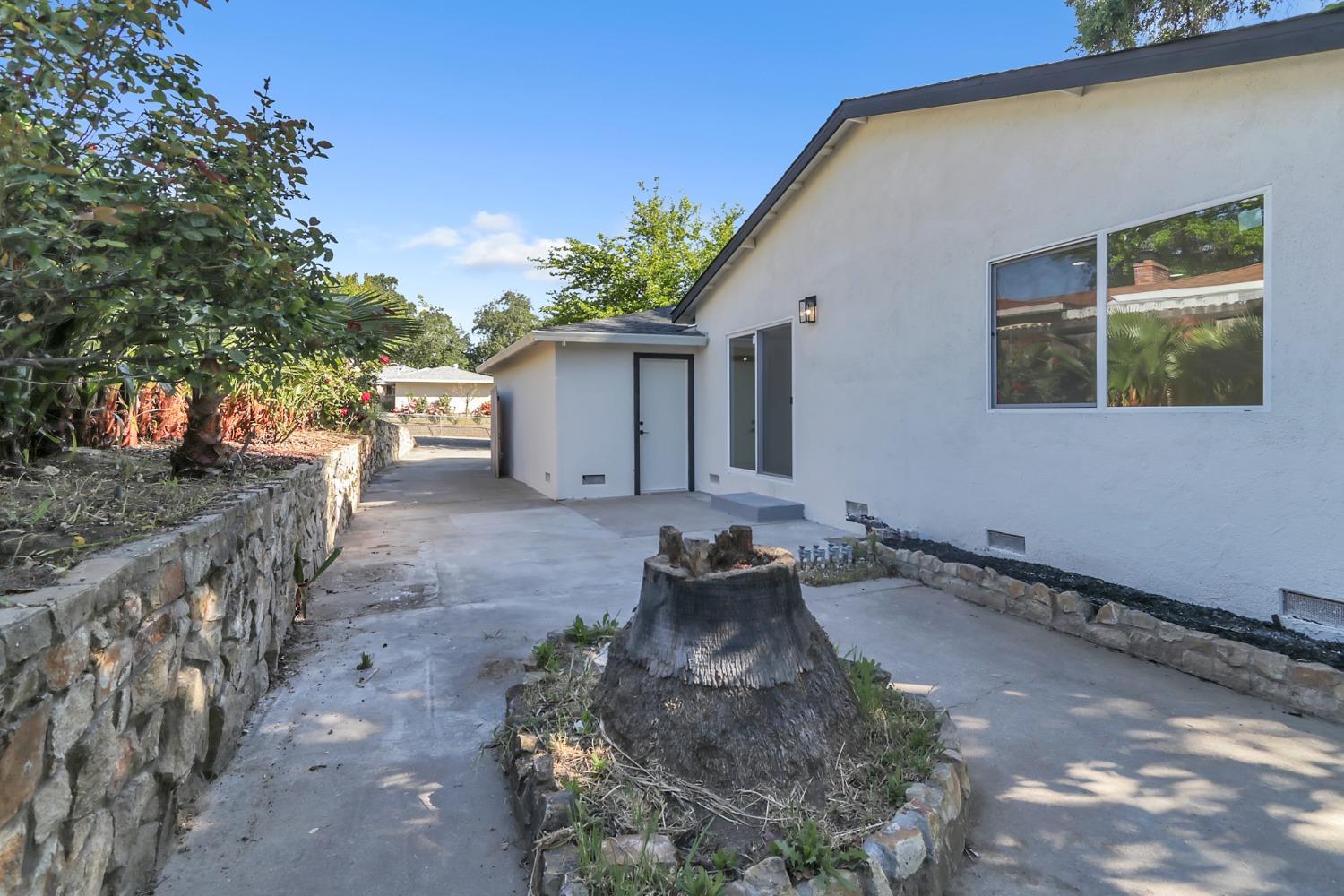 Pin Oak Court, Fair Oaks, California image 39