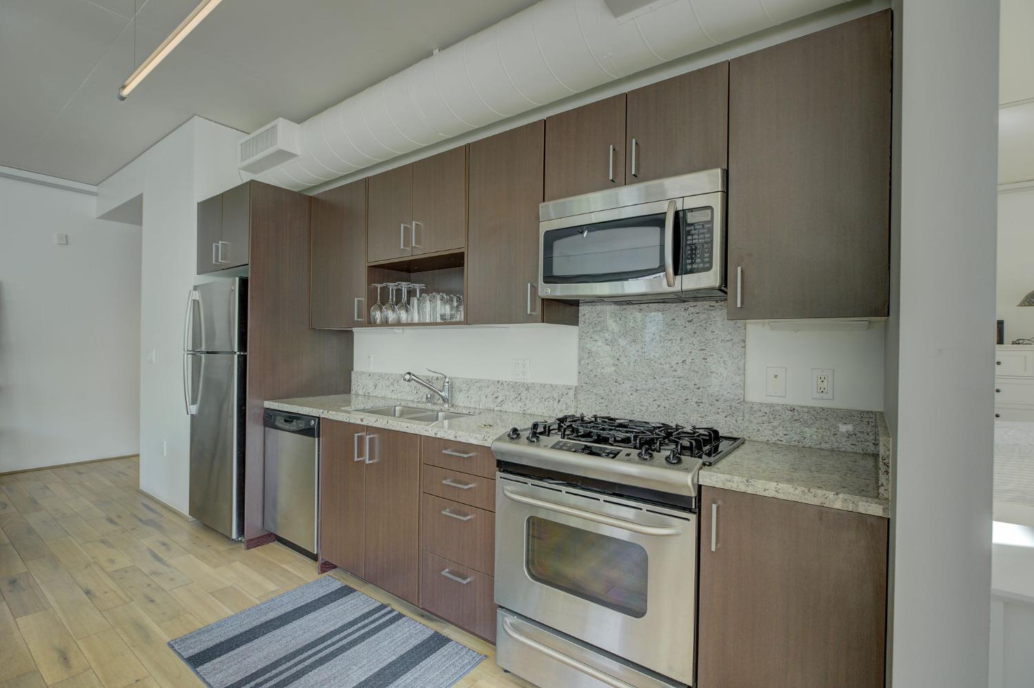L Street #304, Sacramento, California image 19