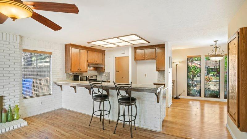 Detail Gallery Image 18 of 42 For 8770 Superb Cir, Elk Grove,  CA 95624 - 3 Beds | 2 Baths