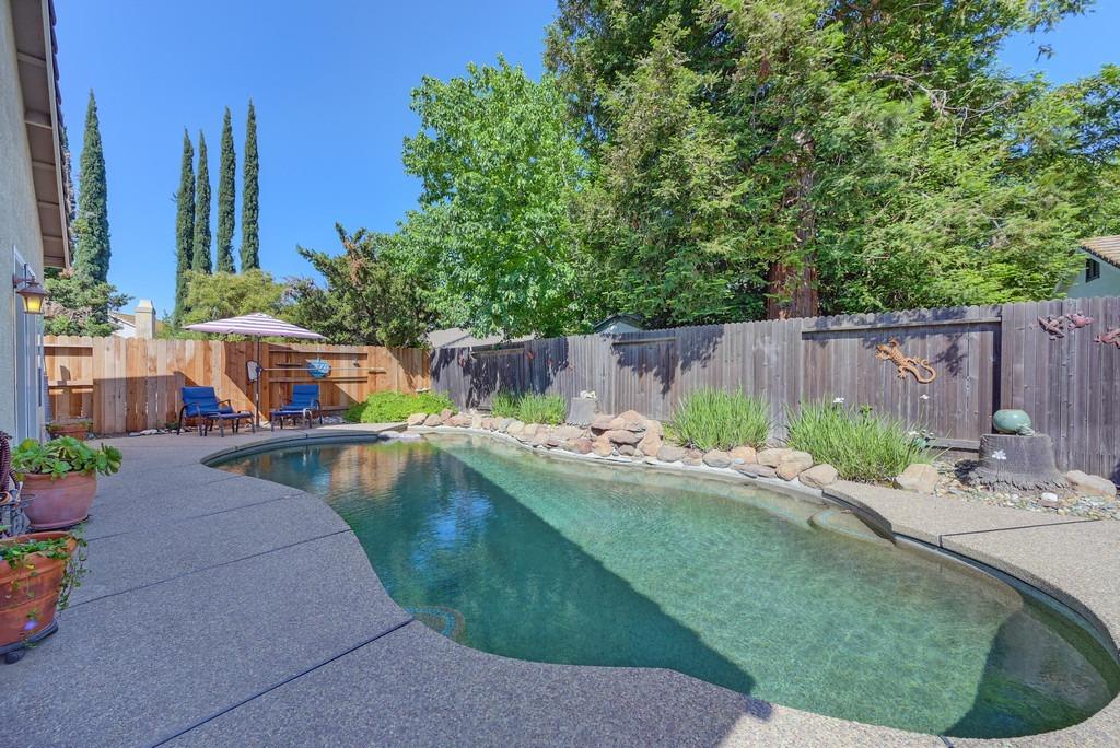 Evergreen Drive, Roseville, California image 36