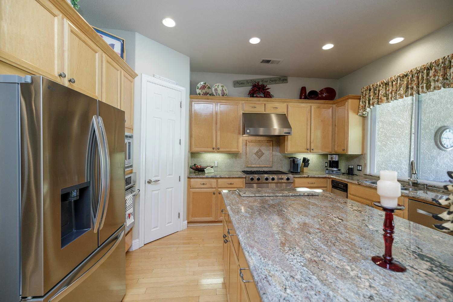 Detail Gallery Image 25 of 77 For 11325 Wild Oak Dr, Oakdale,  CA 95361 - 4 Beds | 2/1 Baths