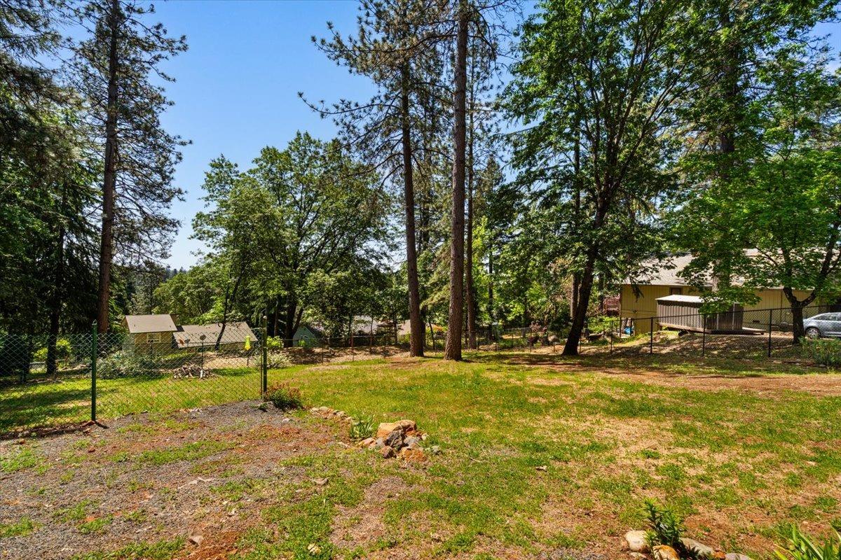 Alta Sierra Drive, Grass Valley, California image 40