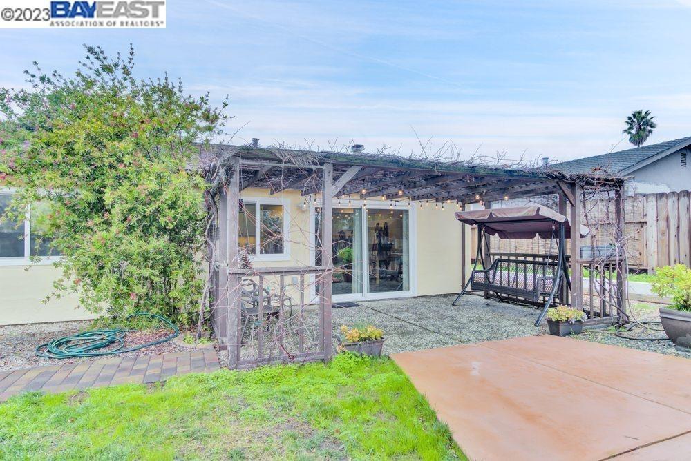 Detail Gallery Image 23 of 26 For 748 Windward Dr, Rodeo,  CA 94572 - 3 Beds | 2 Baths