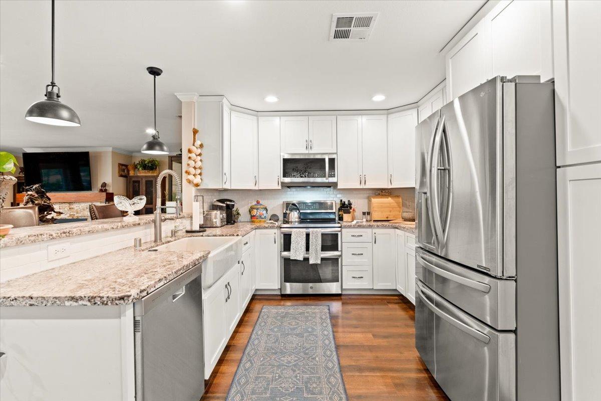 Alta Sierra Drive, Grass Valley, California image 17