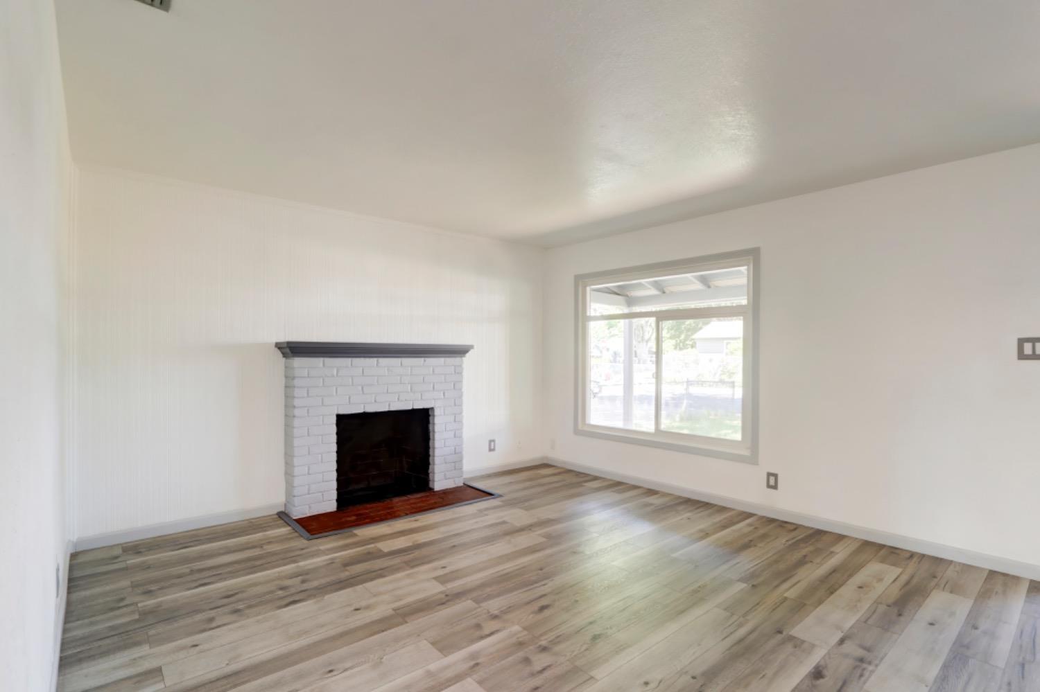 20th Avenue, Sacramento, California image 8