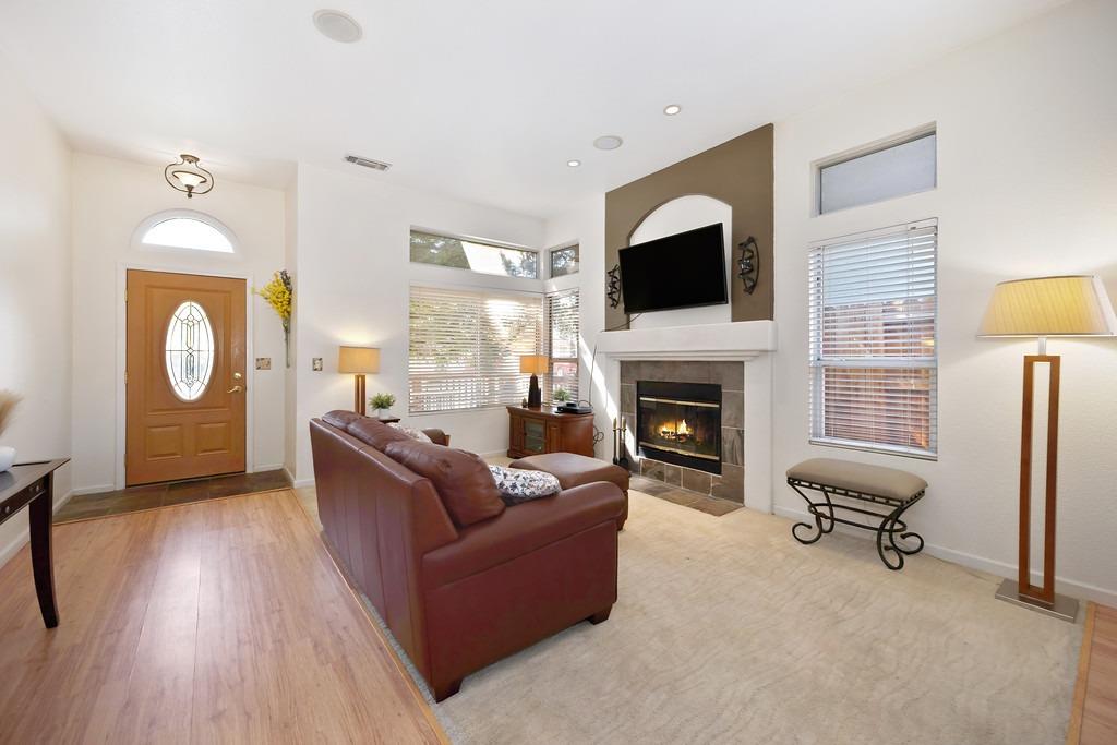Evergreen Drive, Roseville, California image 10