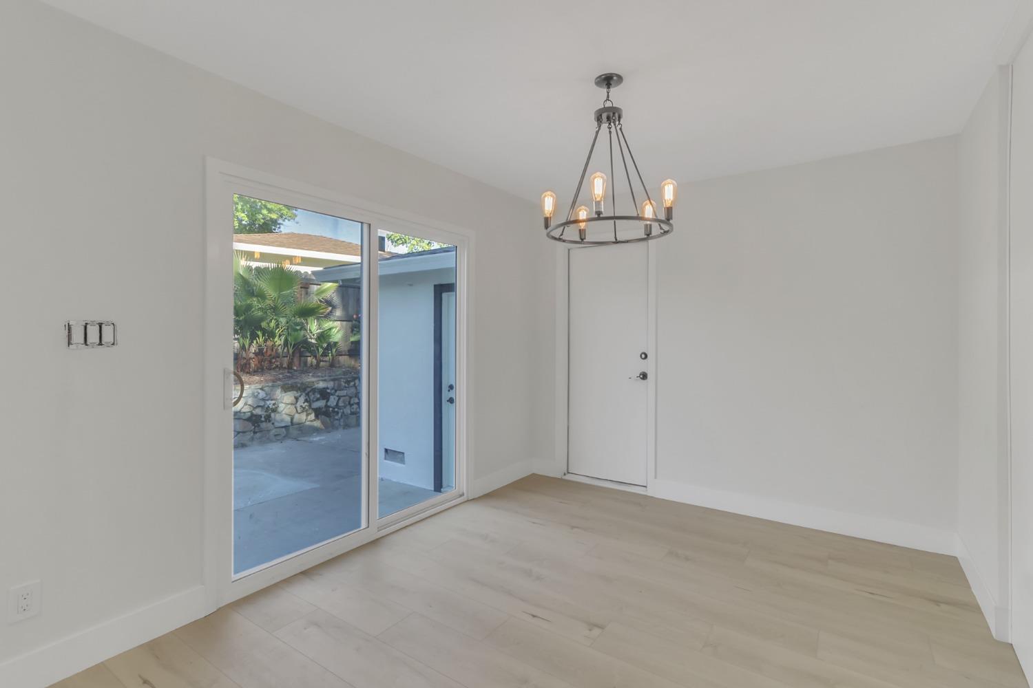 Pin Oak Court, Fair Oaks, California image 15