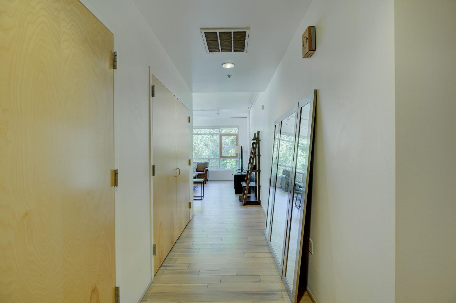 L Street #304, Sacramento, California image 9