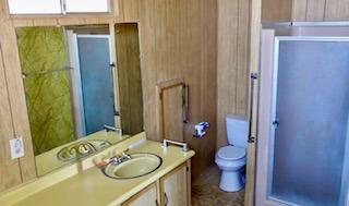 Detail Gallery Image 6 of 17 For 7451 Albezzia Ln, Sacramento,  CA 95829 - 2 Beds | 2 Baths