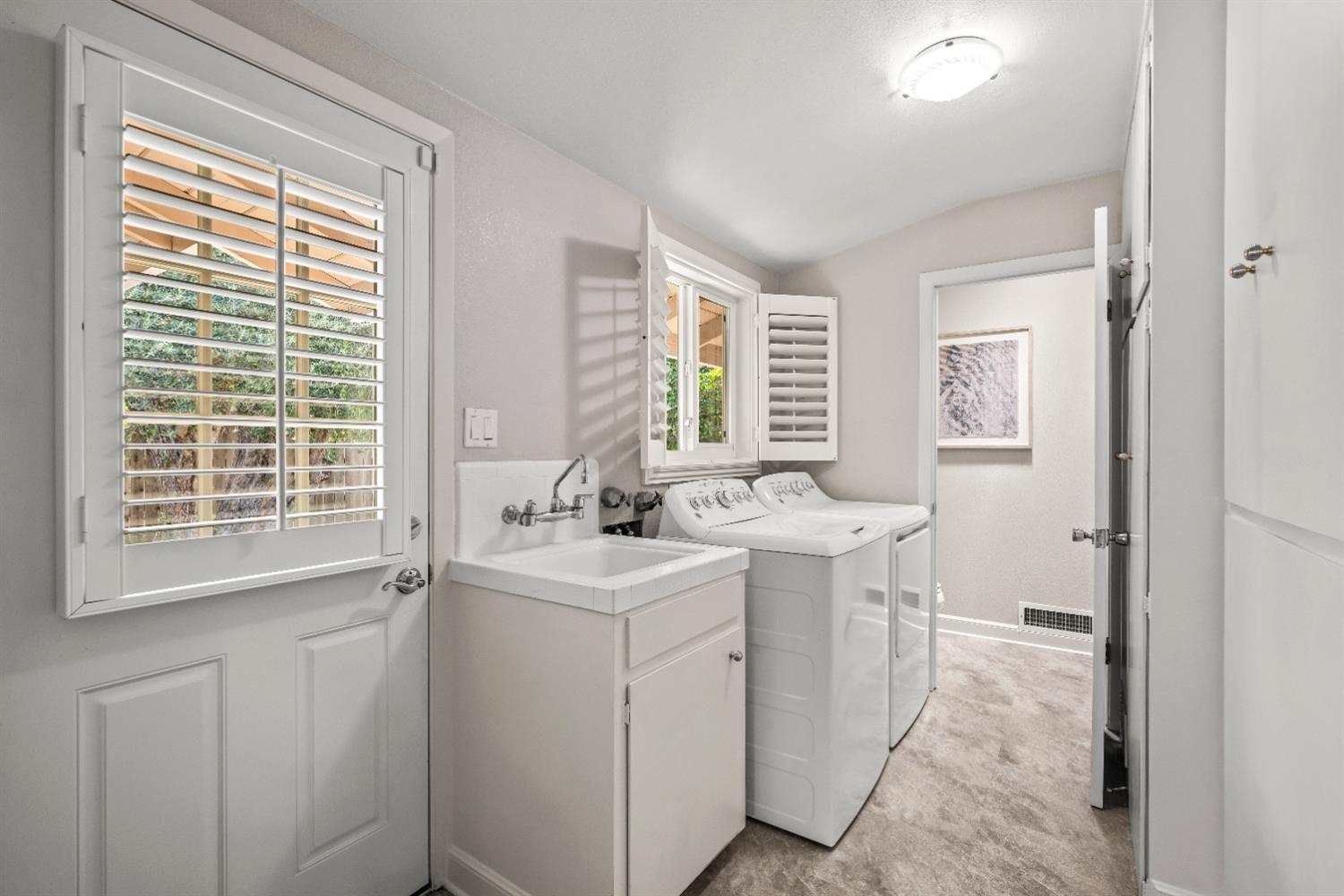 Jerrilyn Court, Carmichael, California image 22