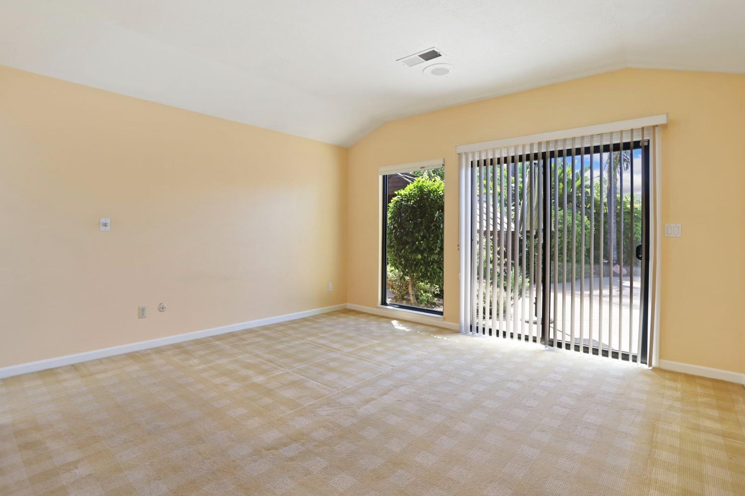 Angelico Circle, Stockton, California image 32