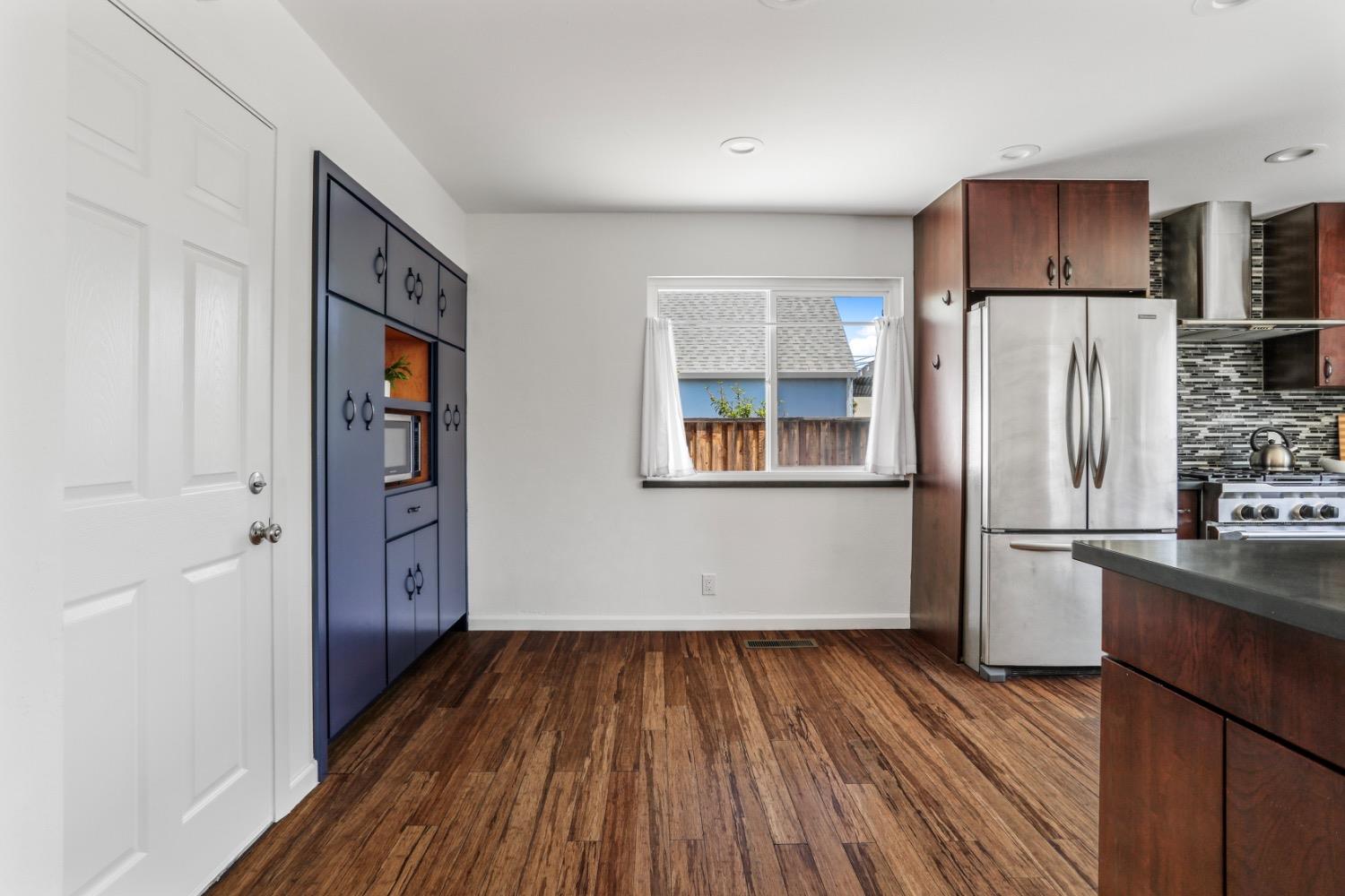 Detail Gallery Image 11 of 33 For 4632 Griffith Ave, Fremont,  CA 94538 - 4 Beds | 2 Baths