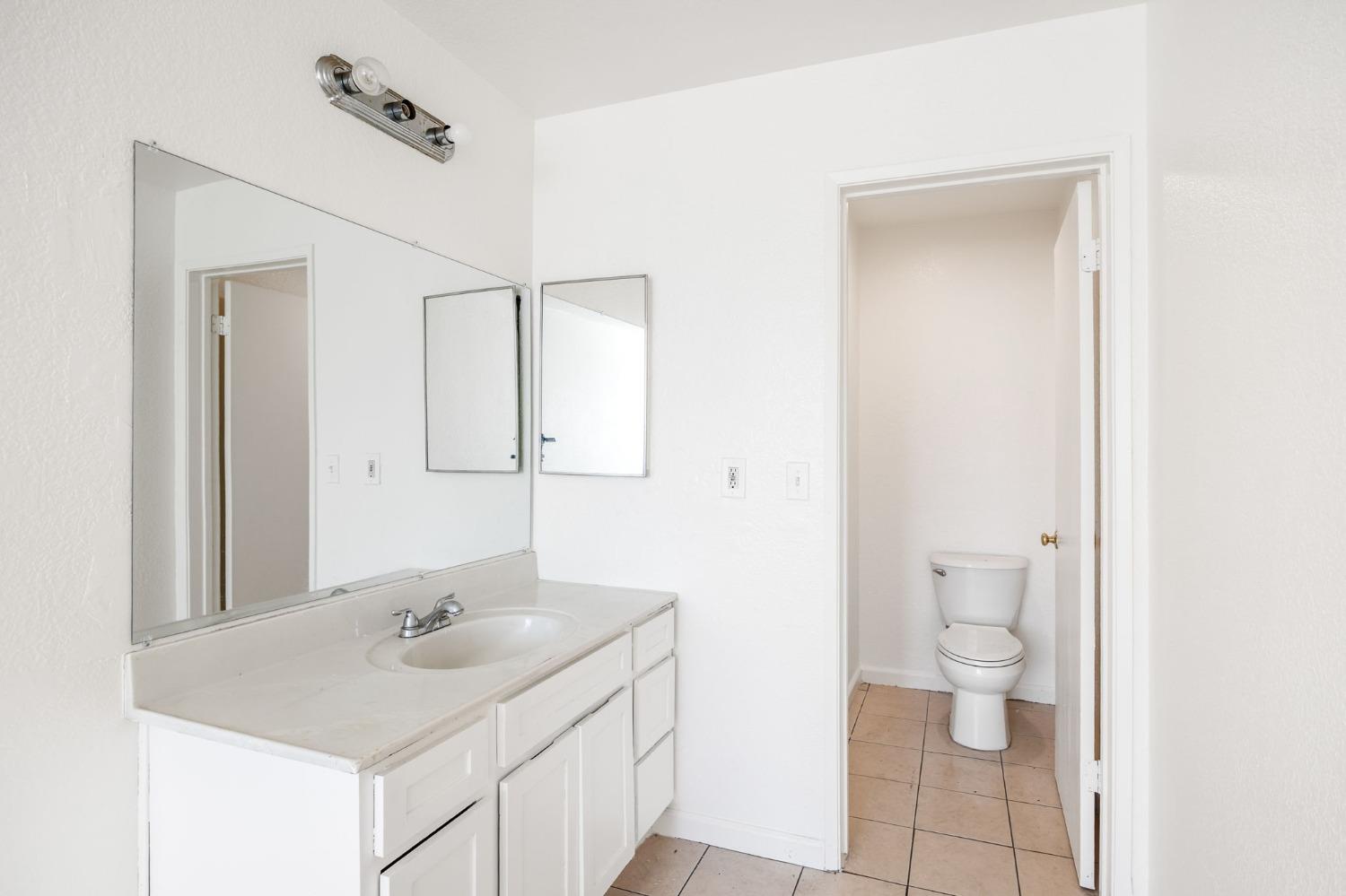 Clover Manor Way, Sacramento, California image 18