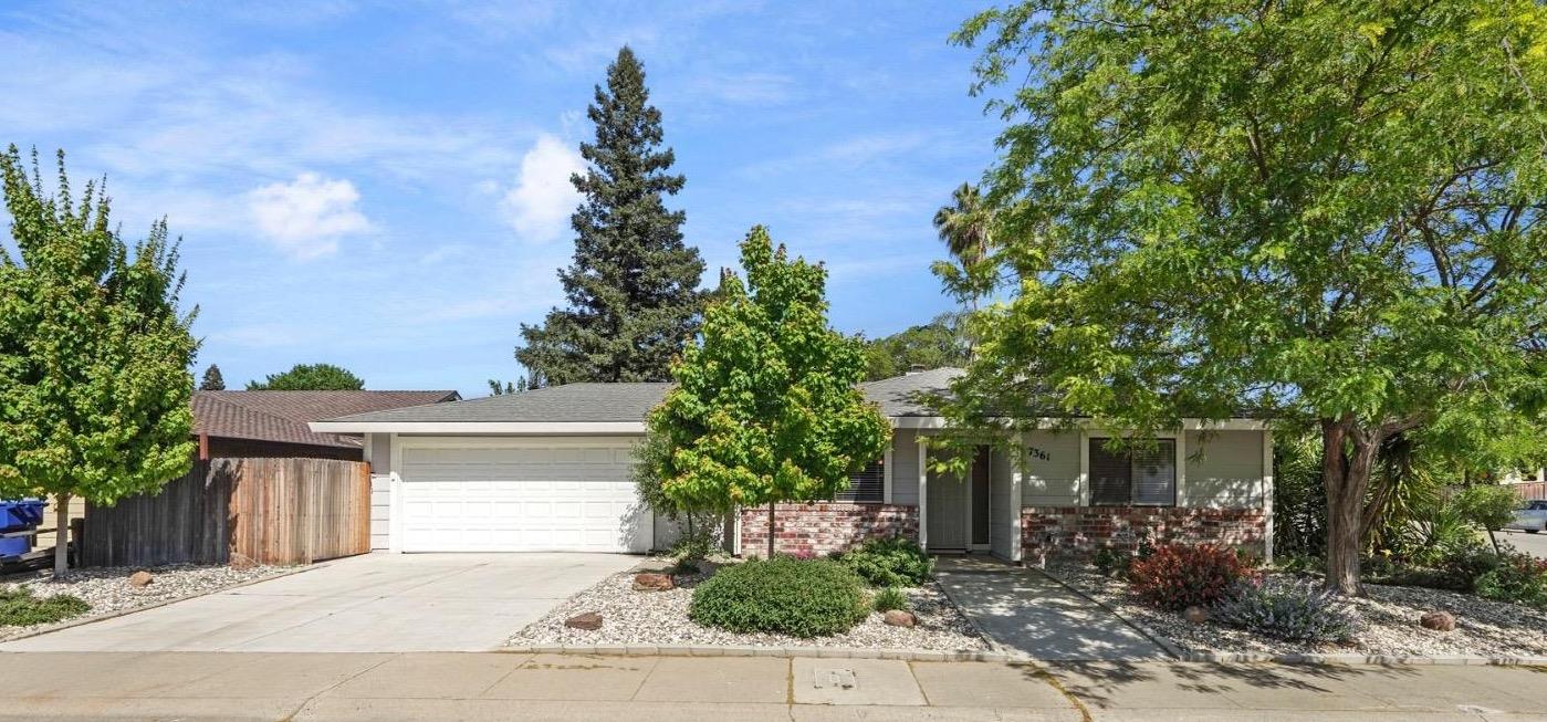 Flowerwood Way, Sacramento, California image 1