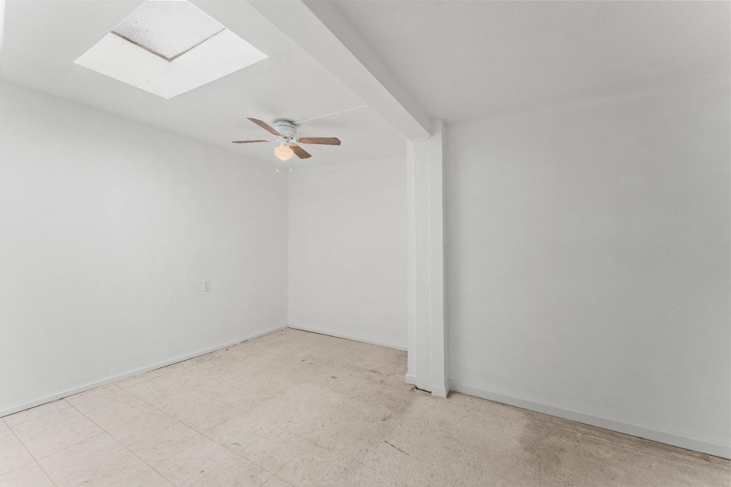 Detail Gallery Image 8 of 52 For 6849 26th St, Rio Linda,  CA 95673 - 3 Beds | 2 Baths