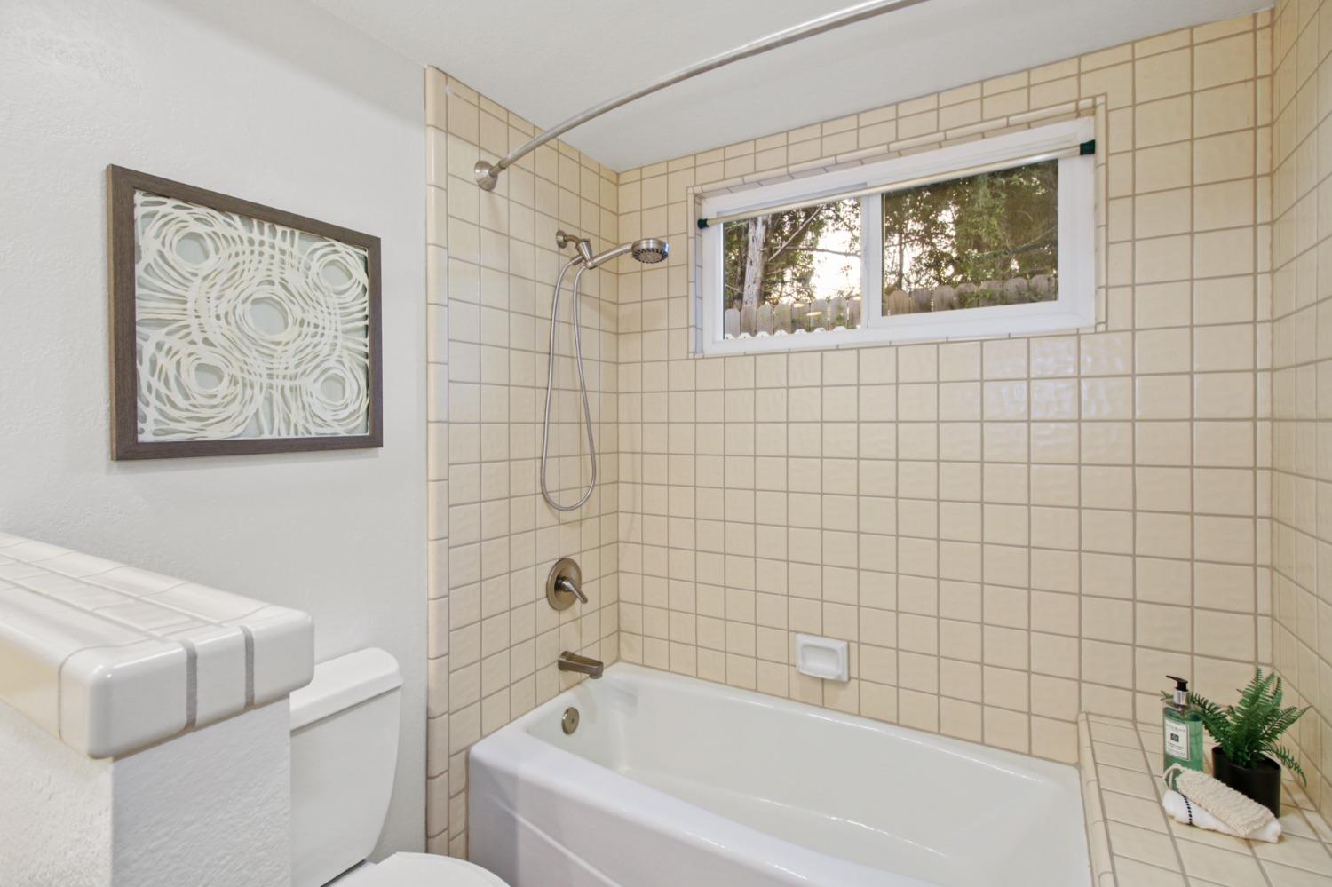 River Ridge Court, Folsom, California image 31