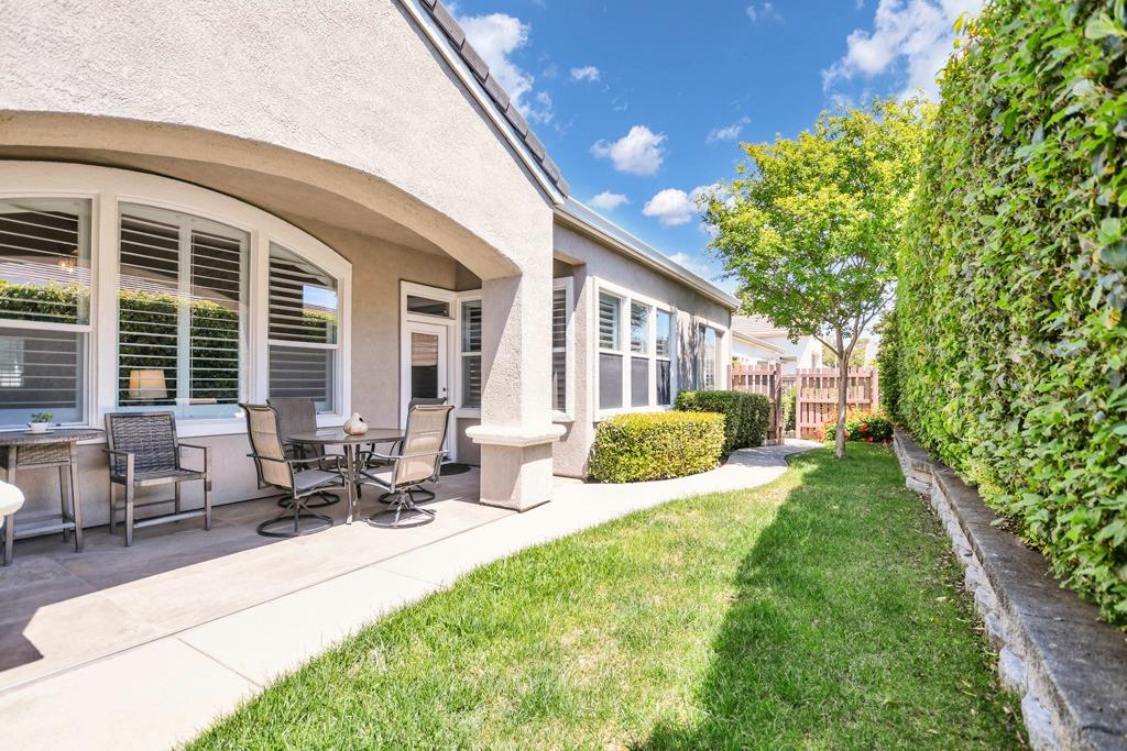 Katy Way, Brentwood, California image 38