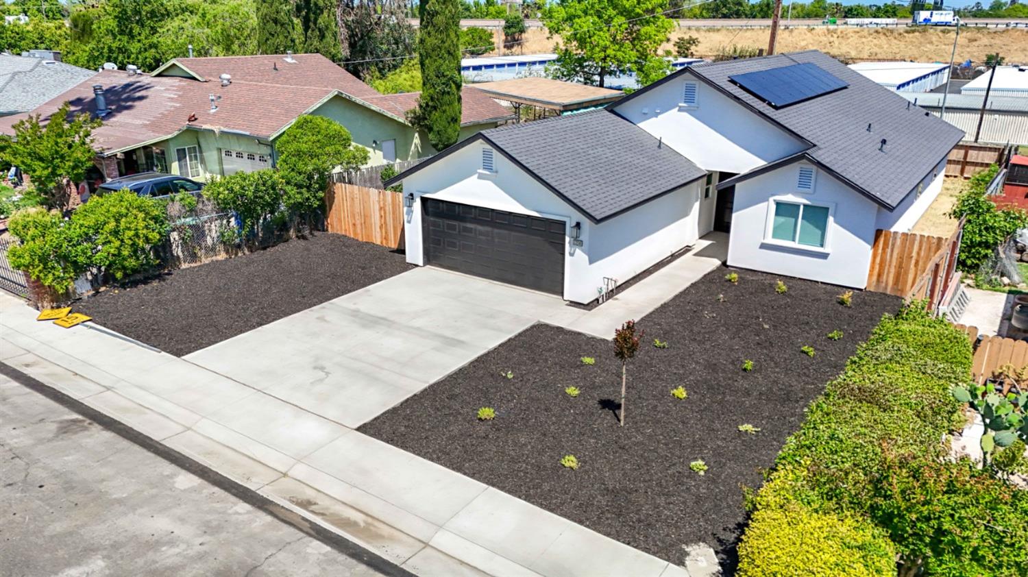 Perry Avenue, Stockton, California image 2