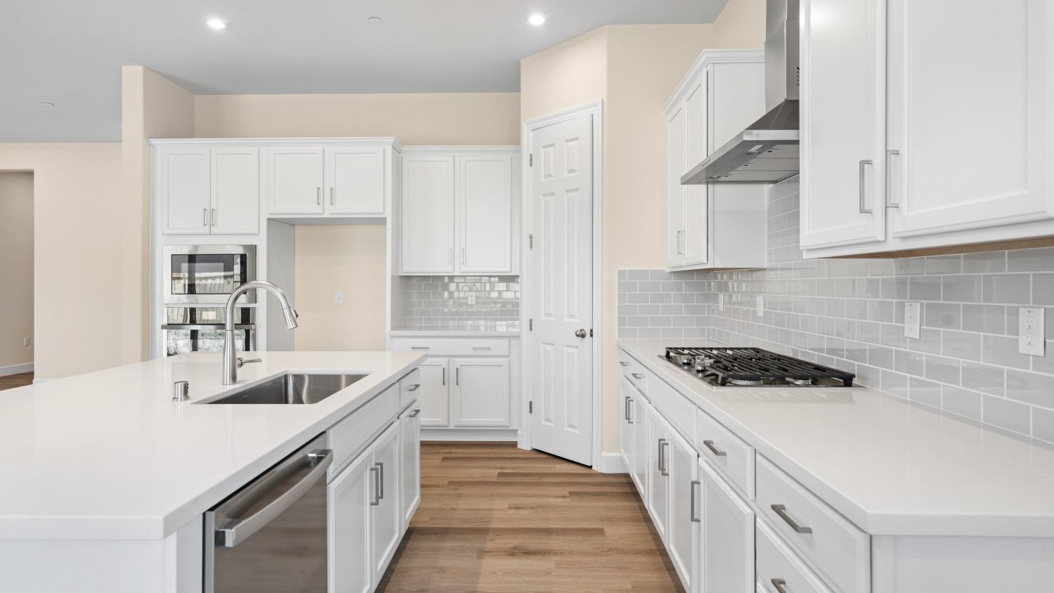 Detail Gallery Image 23 of 37 For 2153 Geneva Way, Manteca,  CA 95337 - 4 Beds | 2/1 Baths
