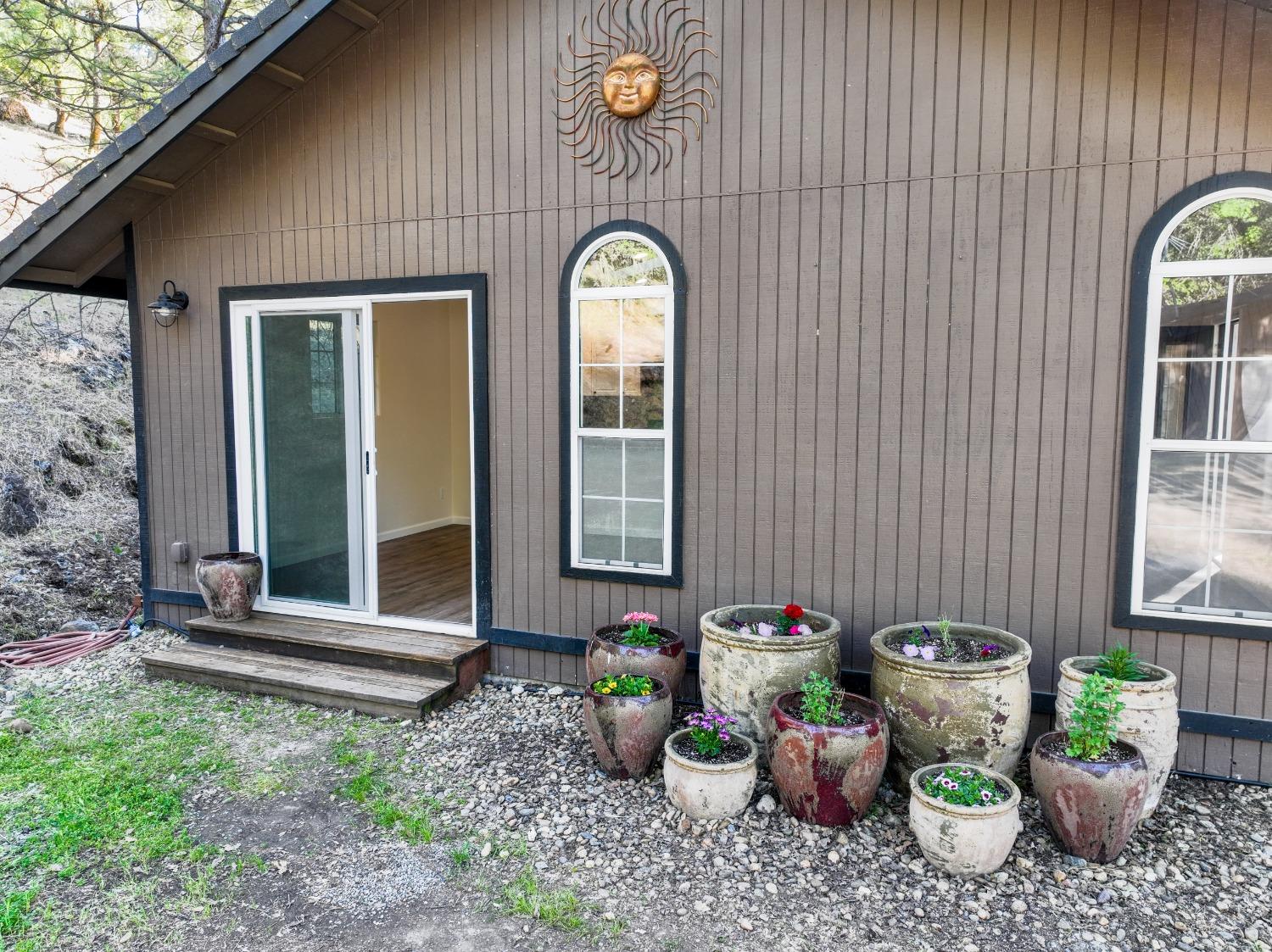 Tom Ray Dr, Grass Valley, California image 29