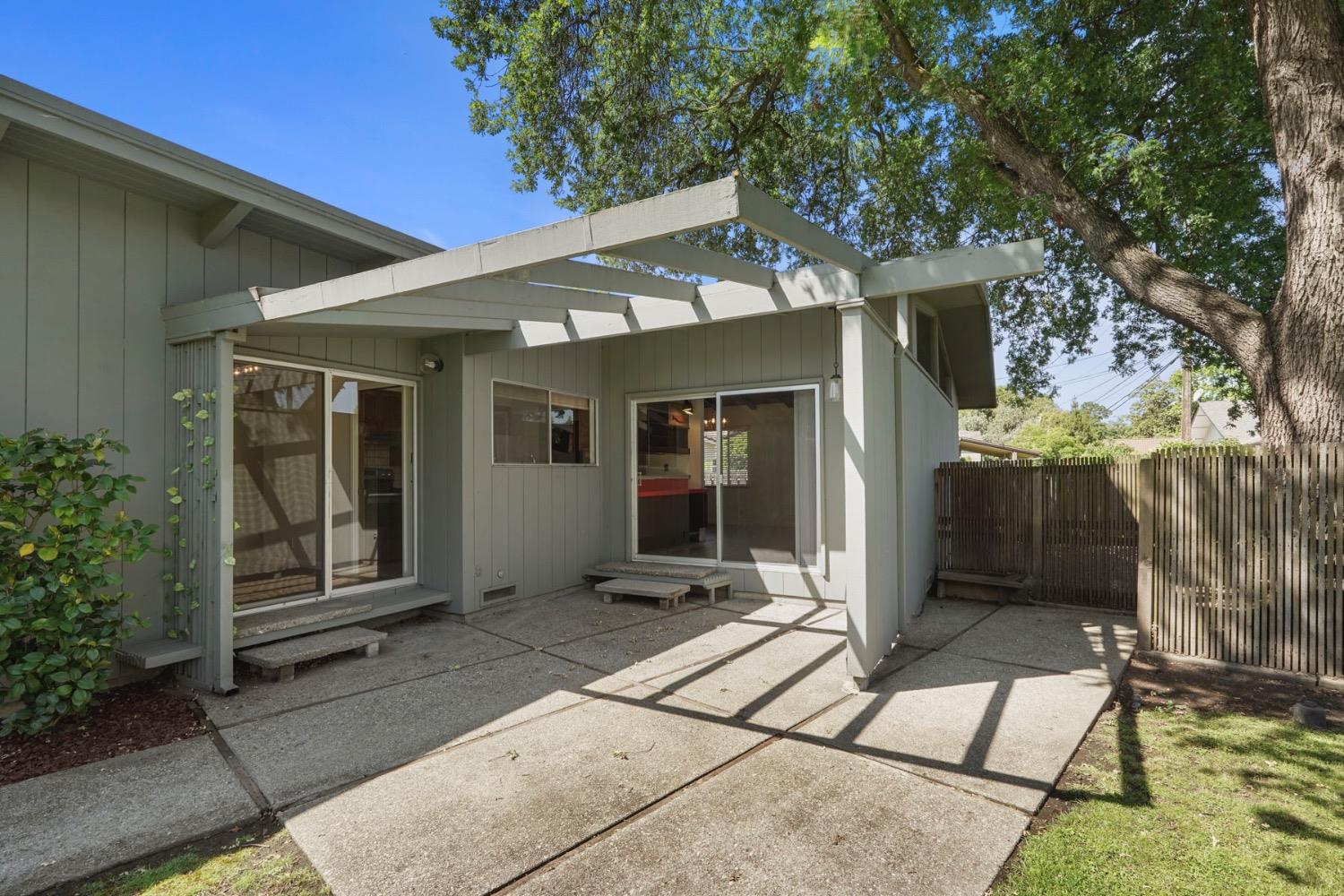 Detail Gallery Image 28 of 29 For 2205 Fernvale Dr, Stockton,  CA 95207 - 3 Beds | 2 Baths