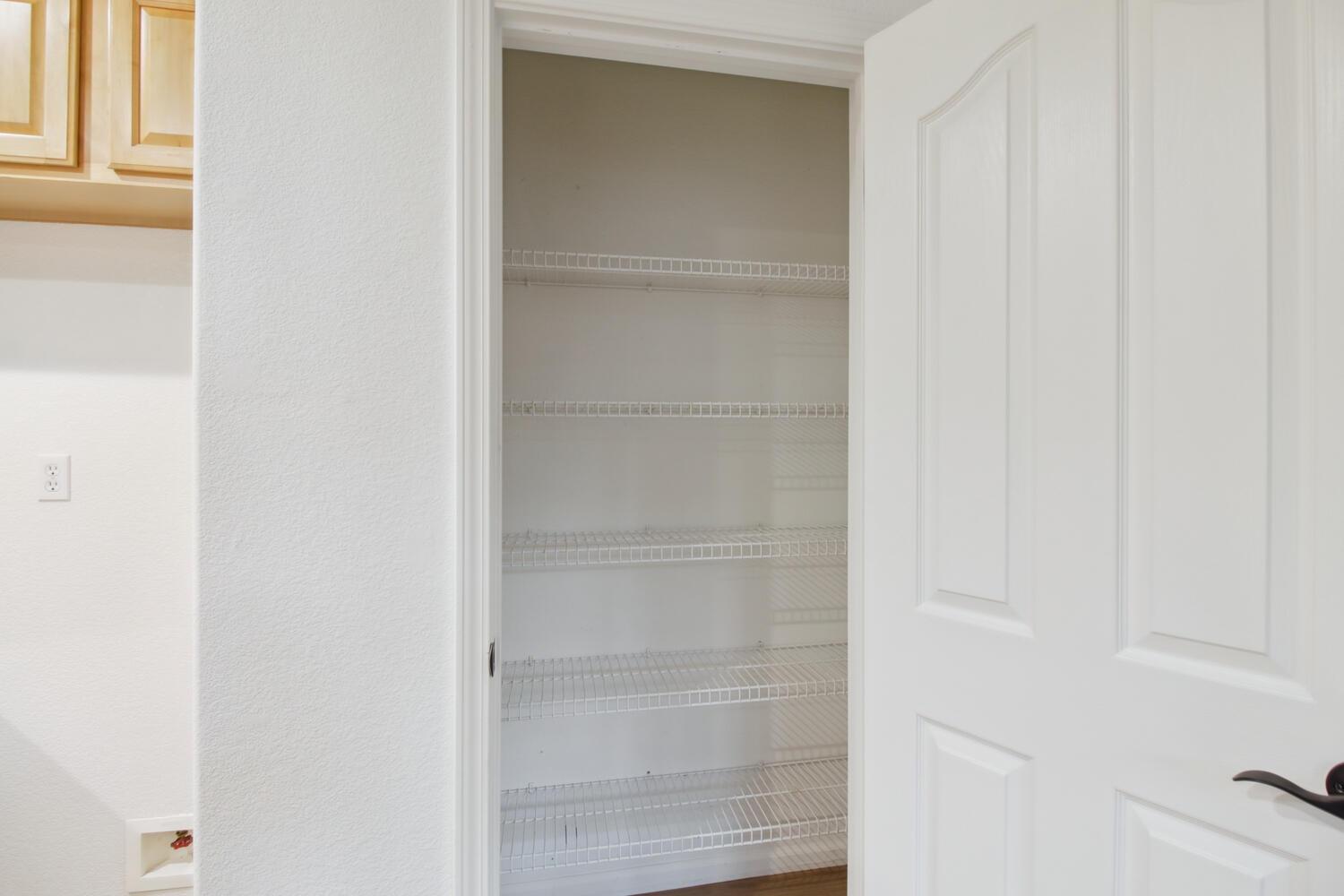 Detail Gallery Image 21 of 52 For 3837 Alegre Way, Davis,  CA 95618 - 3 Beds | 2 Baths