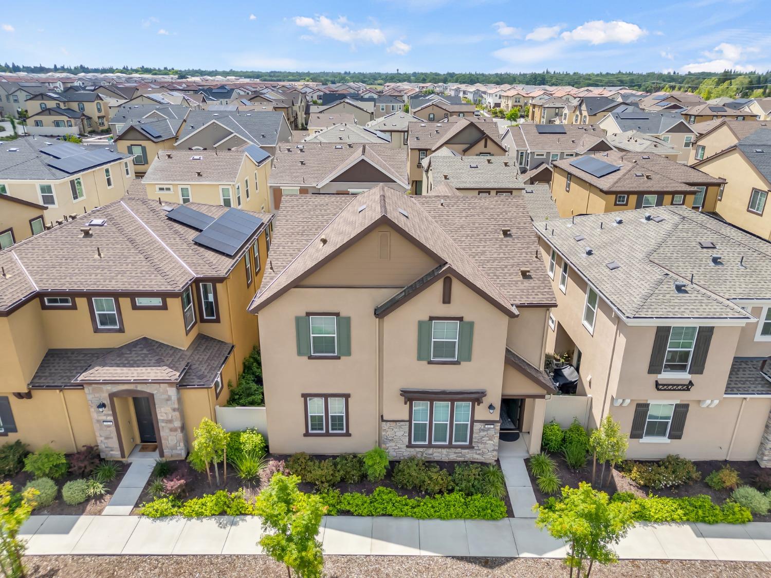 Detail Gallery Image 28 of 32 For 4017 Matterhorn Pl, Roseville,  CA 95747 - 4 Beds | 3 Baths