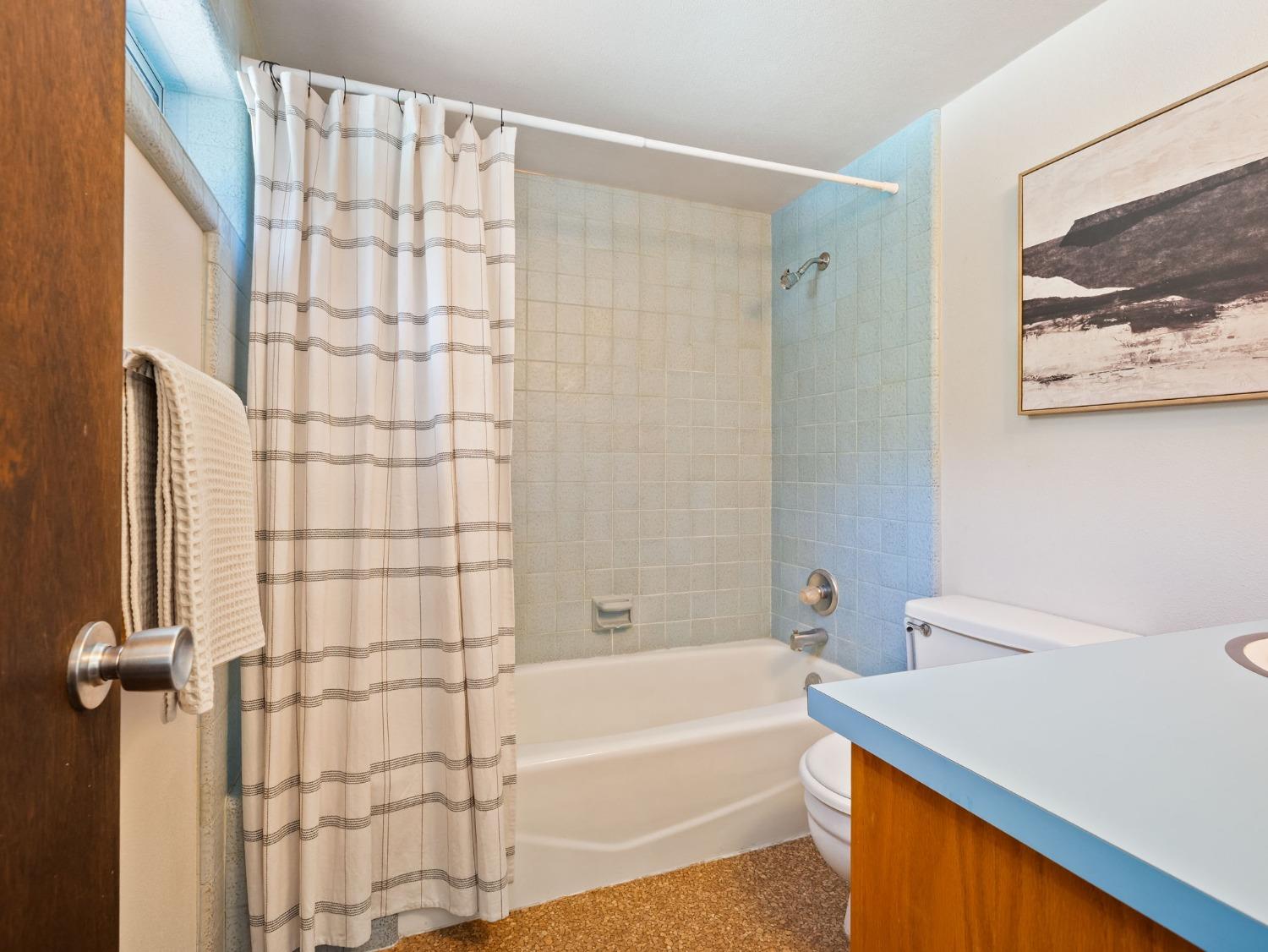 Detail Gallery Image 69 of 81 For 43236 E Oakside Pl, Davis,  CA 95618 - 3 Beds | 3 Baths