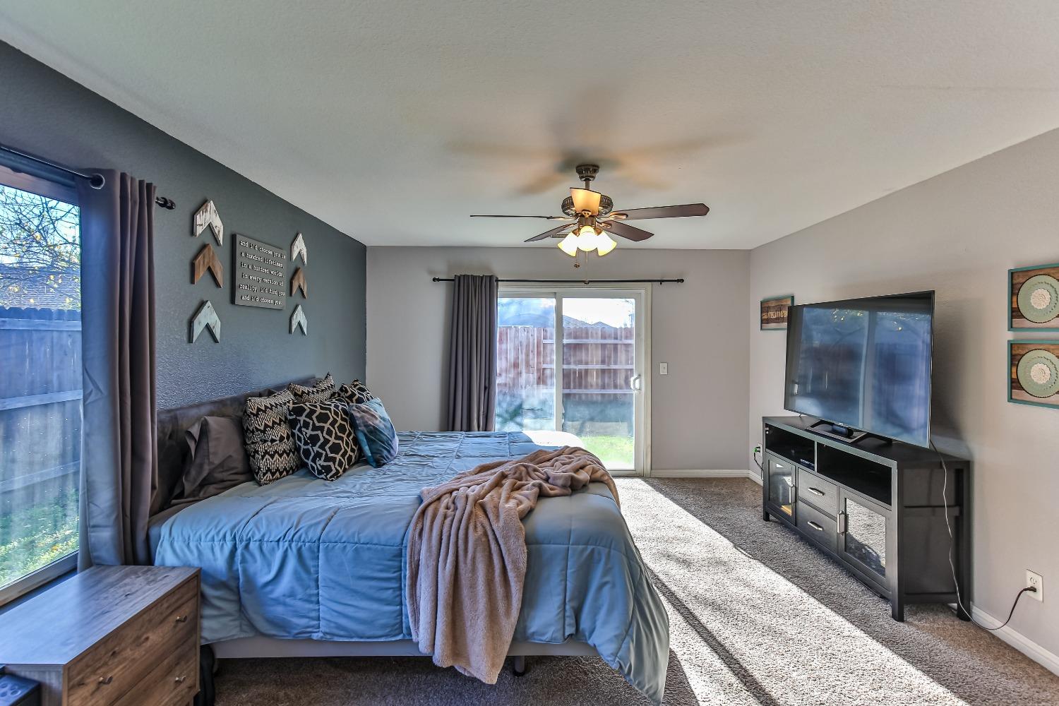 Chateau Drive, Olivehurst, California image 17