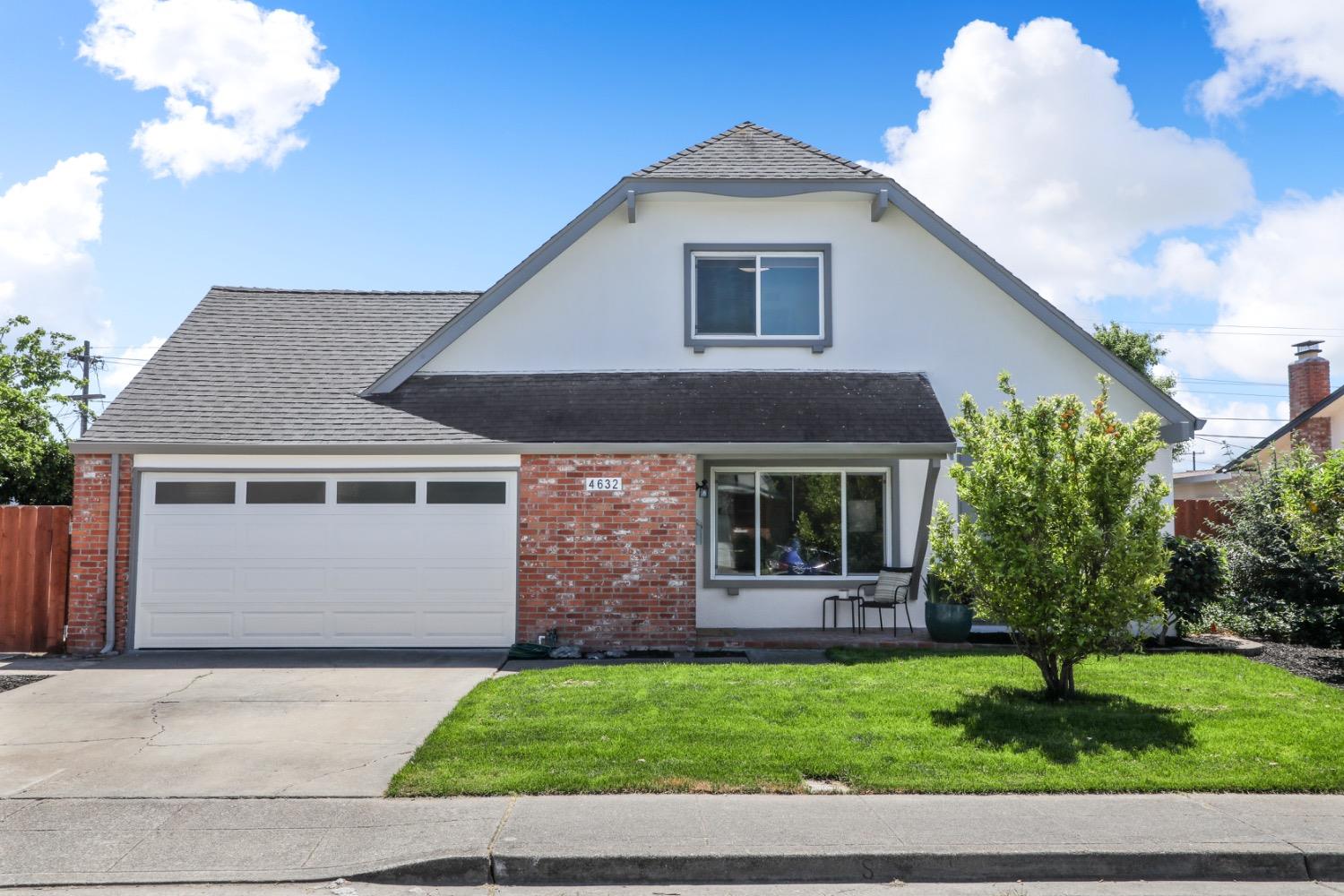 Detail Gallery Image 1 of 33 For 4632 Griffith Ave, Fremont,  CA 94538 - 4 Beds | 2 Baths