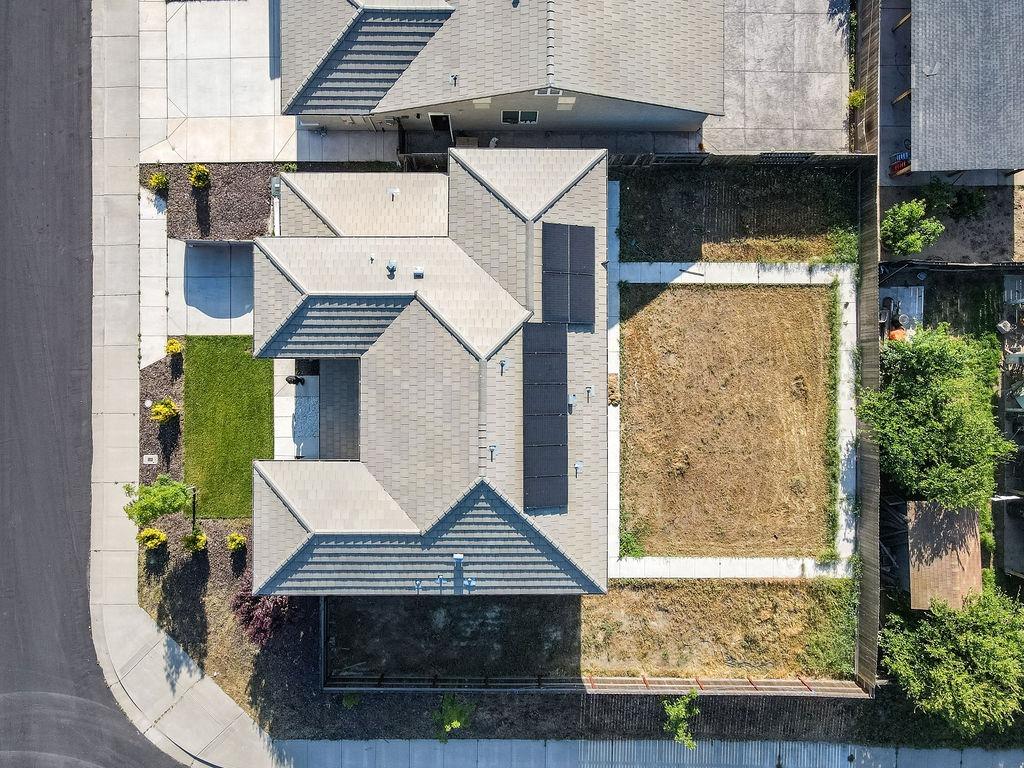 Grapevine Drive, Livingston, California image 8