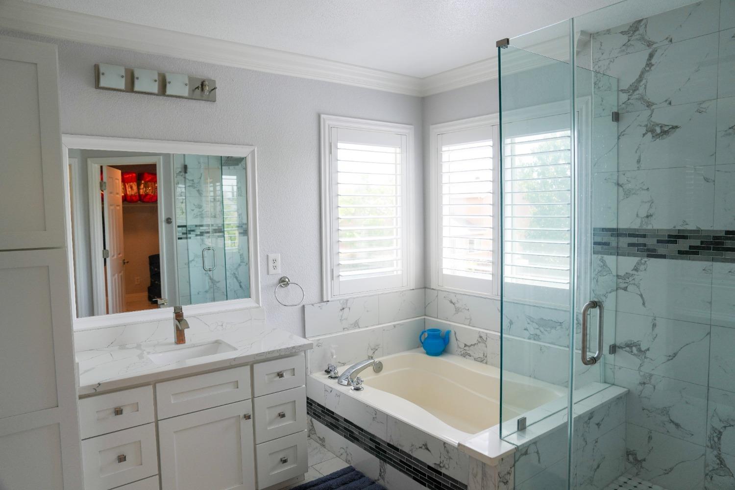 Detail Gallery Image 33 of 71 For 8919 Haflinger Way, Elk Grove,  CA 95757 - 5 Beds | 3 Baths