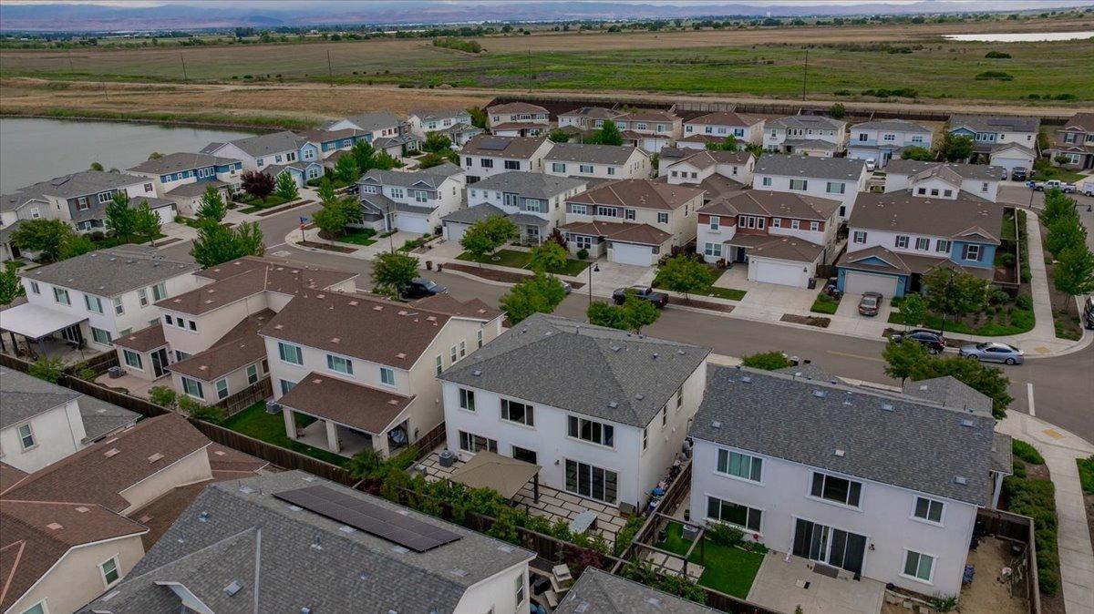 Detail Gallery Image 48 of 70 For 18466 Lewiston Dr, Lathrop,  CA 95330 - 5 Beds | 3/1 Baths