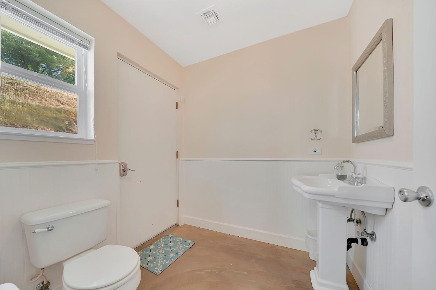 Detail Gallery Image 26 of 88 For 2800 Willow Creek Rd, San Andreas,  CA 95249 - 3 Beds | 2/1 Baths