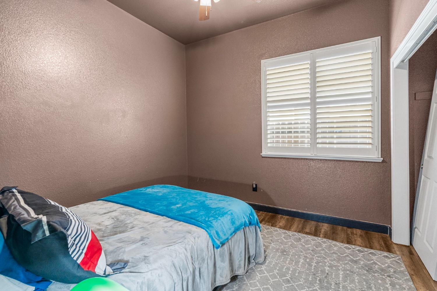 Peninsula Drive, Modesto, California image 22